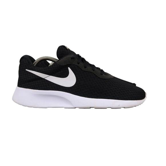 Nike Shoes Womens 9.5 Athletic Trainers Tanjun Sneakers Lifestyle Active Black - Picture 2 of 14